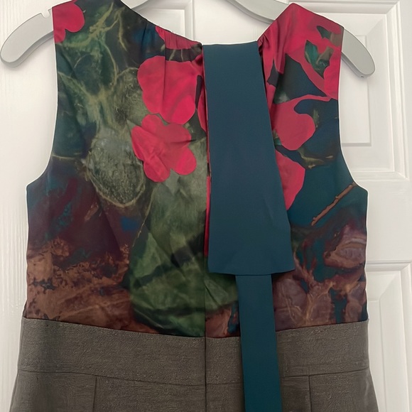 Elie Tahari silk and wool sheath dress with belt from 2010-2013 sz 8 - Picture 4 of 5